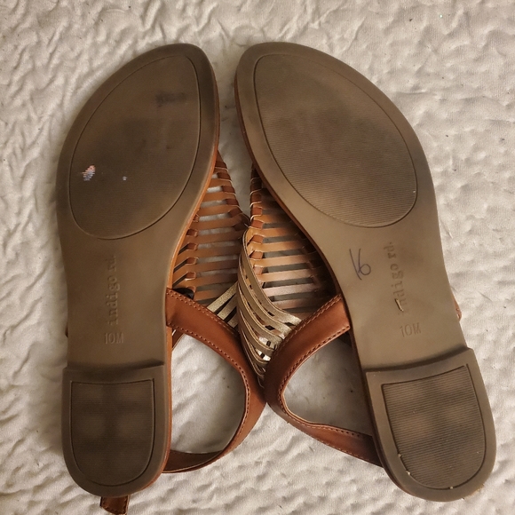 Sandals - Picture 4 of 4